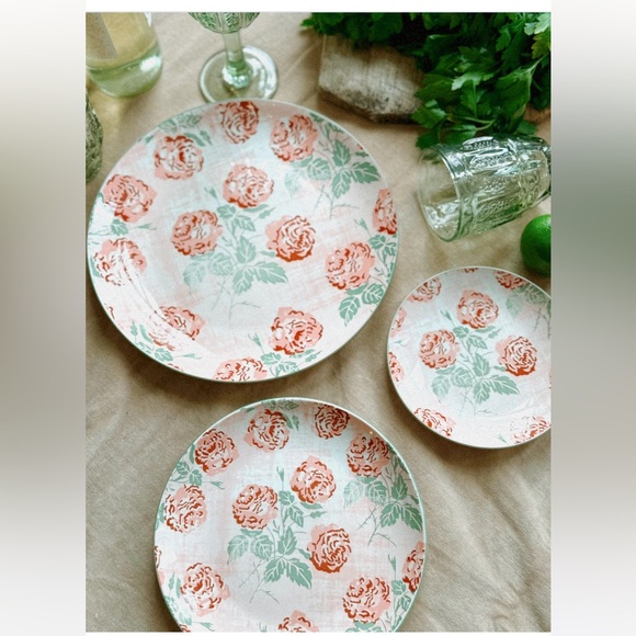 Patina Vie Claudette Porcelain floral roses appetizer Plate - Picture 4 of 6